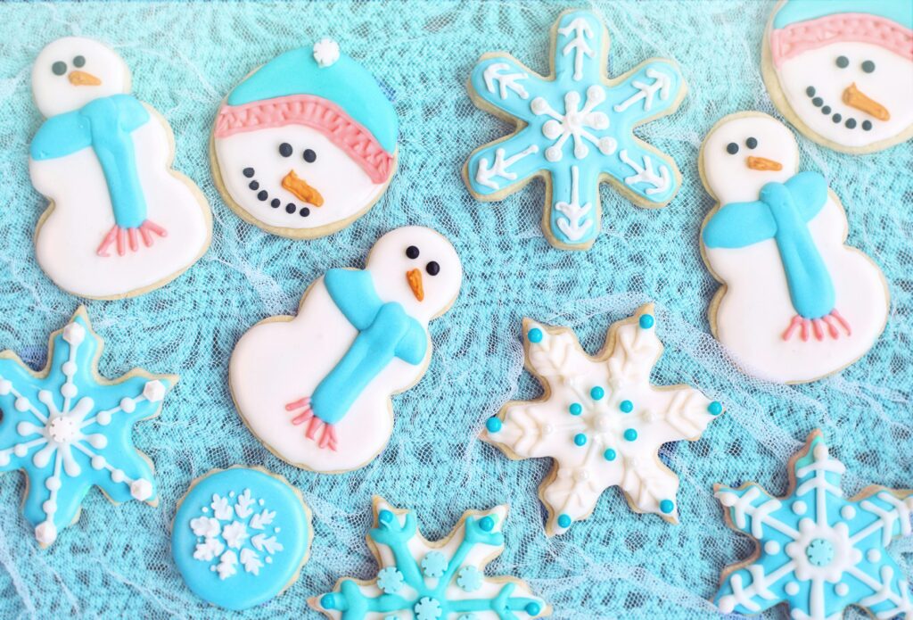 snowmen decorated cookies